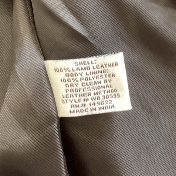 WALTER BAKER 💕🔥Genuine Leather Jenny Jacket in Fuchsia Metallic Crop Moto Fit - Picture 16 of 16